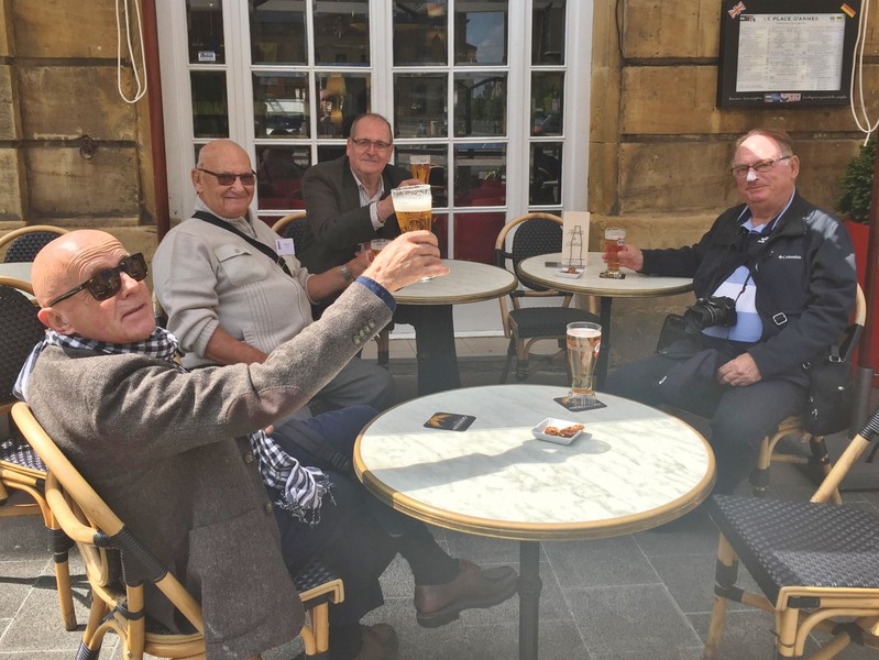 4_IMG_0557 (Nicaud).jpg - ... et se désaltérer.